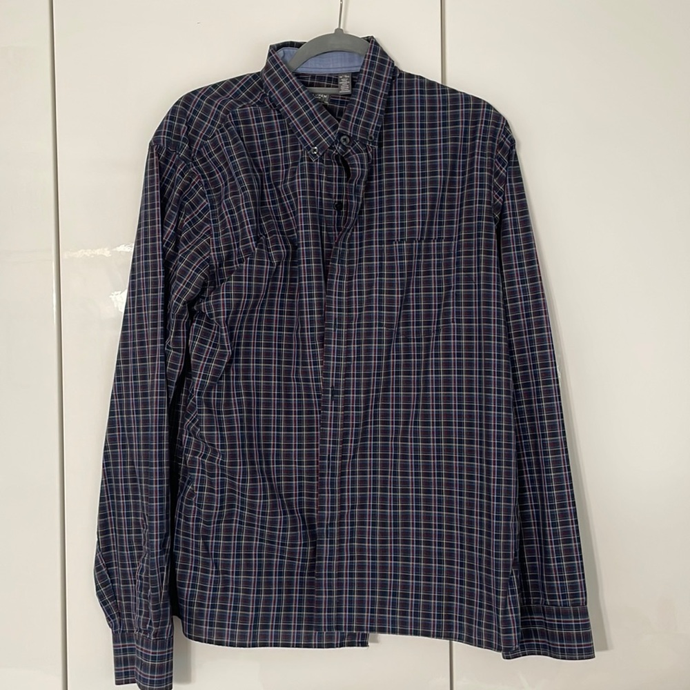 Van Heusen Never Tuck Slim Fit L Button Down
